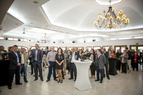 10409671_382144651942609_3629759536675709222_n